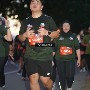 Runner Photo 3737111