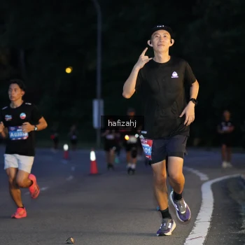 Runner Photo 3737118