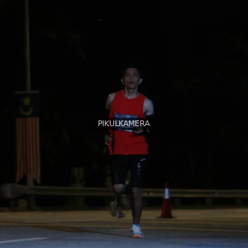 Runner Photo 3737125
