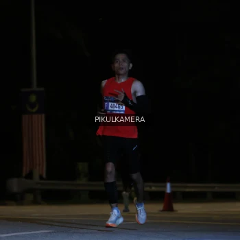 Runner Photo 3737173