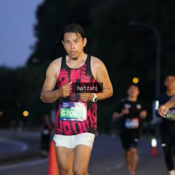 Runner Photo 3737269