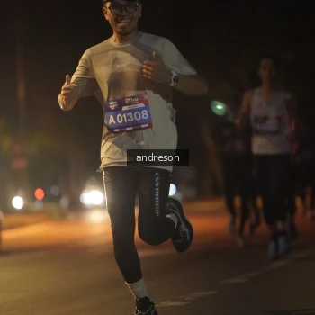 Runner Photo 3737274