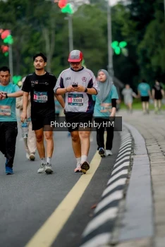 Runner Photo 3737279