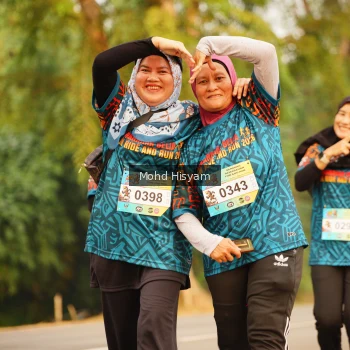 Runner Photo 3737345