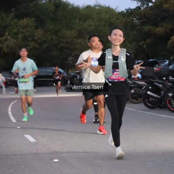 Runner Photo 3737355