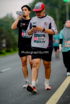 Runner Photo 3737358
