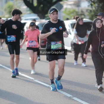 Runner Photo 3737417