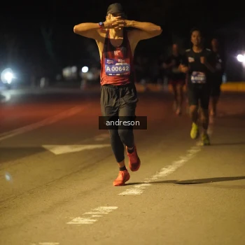 Runner Photo 3737451