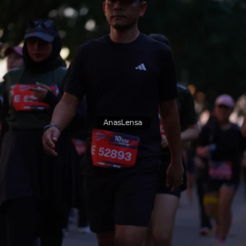 Runner Photo 3737486