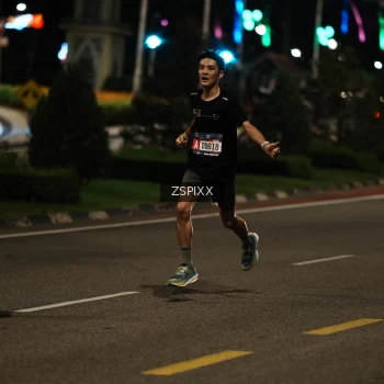Runner Photo 3737502