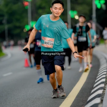 Runner Photo 3737507