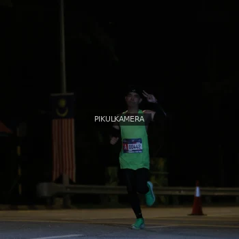 Runner Photo 3737514