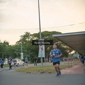 Runner Photo 3737526