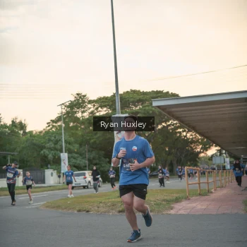 Runner Photo 3737549