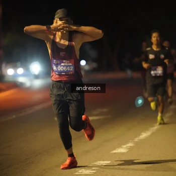 Runner Photo 3737556