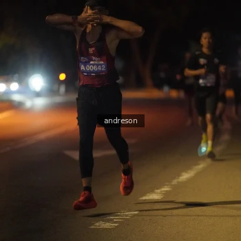 Runner Photo 3737568