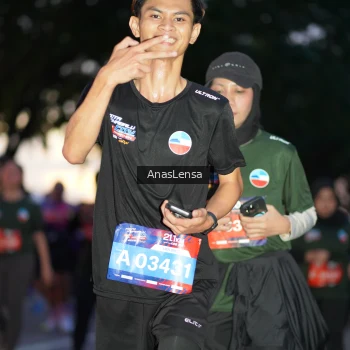 Runner Photo 3737595