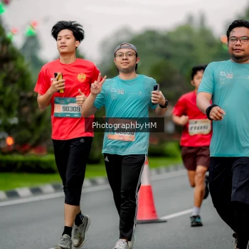 Runner Photo 3737603
