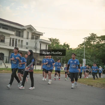 Runner Photo 3737617
