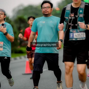 Runner Photo 3737621