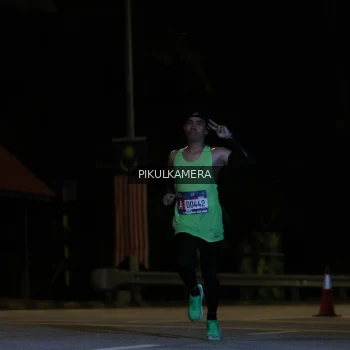 Runner Photo 3737625