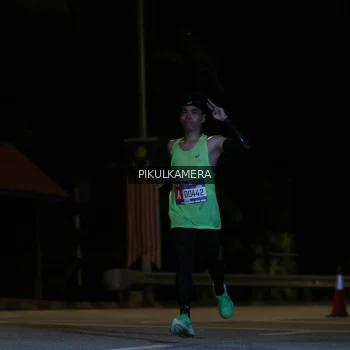 Runner Photo 3737656