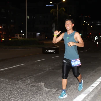 Runner Photo 3737678