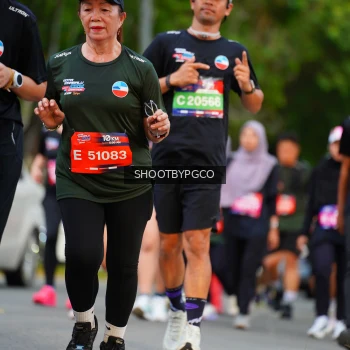 Runner Photo 3737687