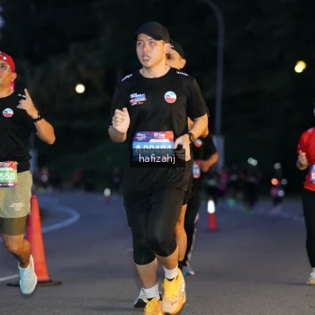 Runner Photo 3737705