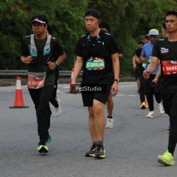 Runner Photo 3737719