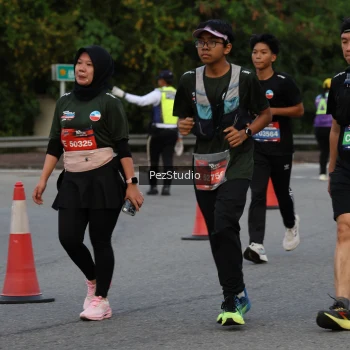 Runner Photo 3737760