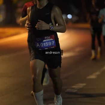 Runner Photo 3737766
