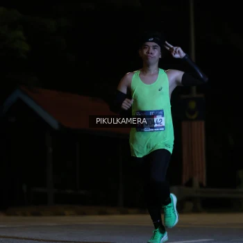 Runner Photo 3737809