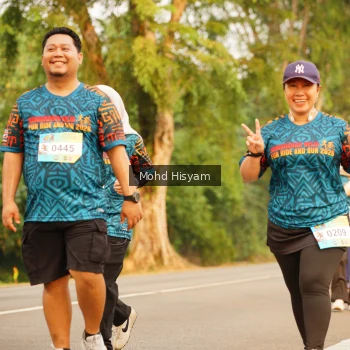 Runner Photo 3737833