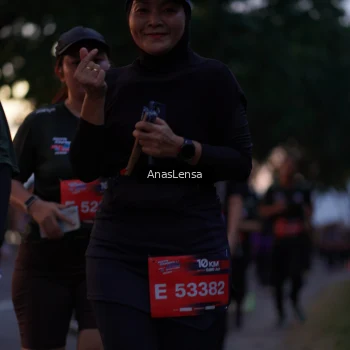 Runner Photo 3737892