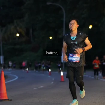 Runner Photo 3737914