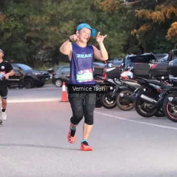 Runner Photo 3737946