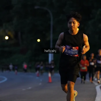 Runner Photo 3737975