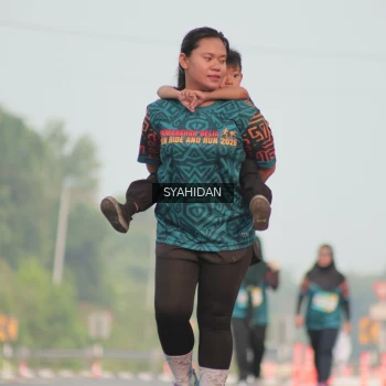 Runner Photo 3738004
