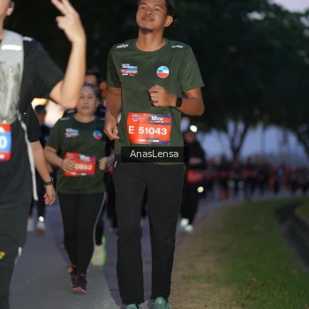 Runner Photo 3738022