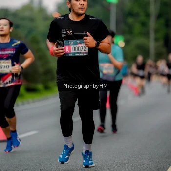 Runner Photo 3738070