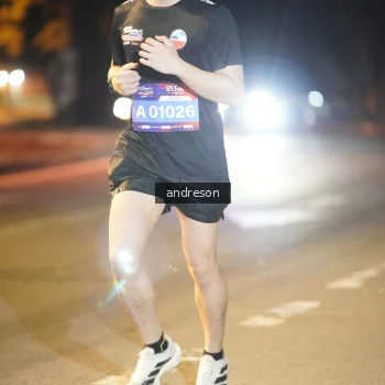 Runner Photo 3738096