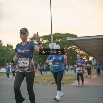 Runner Photo 3738275