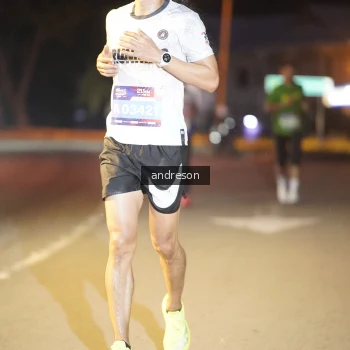 Runner Photo 3738365
