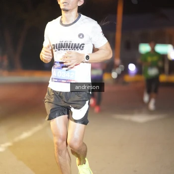 Runner Photo 3738374