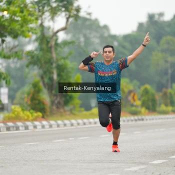 Runner Photo 3738390