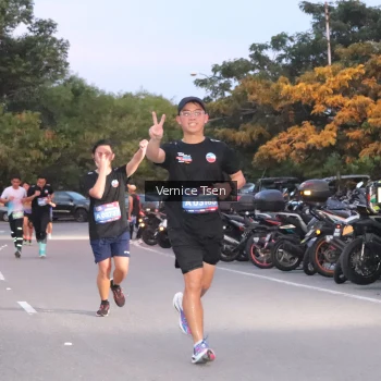Runner Photo 3738660