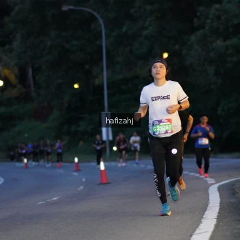 Runner Photo 3738733