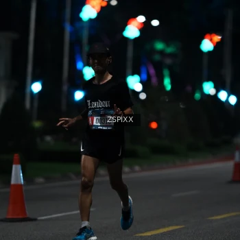 Runner Photo 3739003