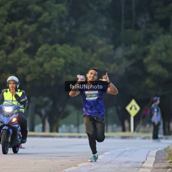 Runner Photo 3739221